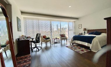 Casa con Alberca, Vista al Golf y Paneles Solares en venta en Bosque Real – 590 m²
