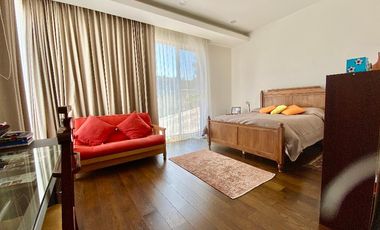 Casa con Alberca, Vista al Golf y Paneles Solares en venta en Bosque Real – 590 m²