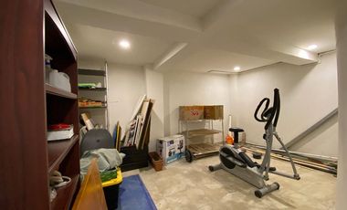 Casa con Alberca, Vista al Golf y Paneles Solares en venta en Bosque Real – 590 m²