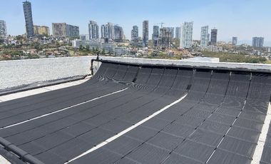 Casa con Alberca, Vista al Golf y Paneles Solares en venta en Bosque Real – 590 m²