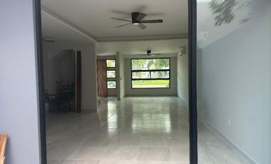 Casa en Venta Residencial Arbolada de 3 recámaras en Cancún Coldwell Banker
