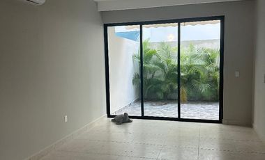 Casa en Venta Residencial Arbolada de 3 recámaras en Cancún Coldwell Banker
