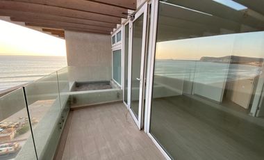 Penthouse con Vista al Mar