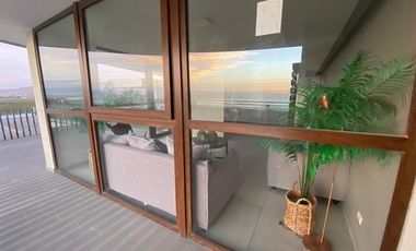 Penthouse con Vista al Mar