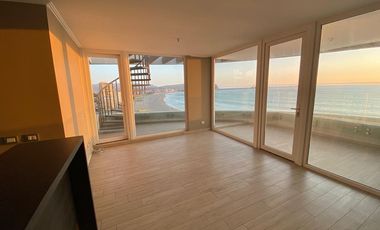 Penthouse con Vista al Mar