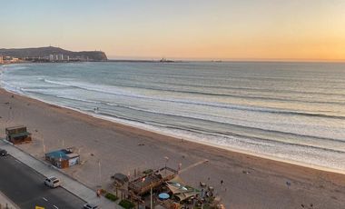 Penthouse con Vista al Mar