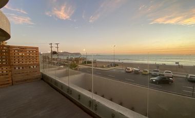 Penthouse con Vista al Mar