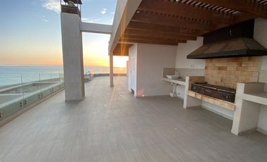 Penthouse con Vista al Mar