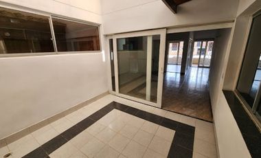 ARRIENDO de CASA COMERCIAL en MedellÃ­n