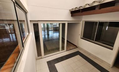ARRIENDO de CASA COMERCIAL en MedellÃ­n