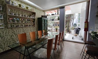 EN LA VIÑA TUMBACO VENTA CASA ESPECTACULAR  $ 465.000