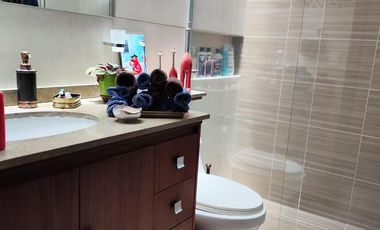 EN LA VIÑA TUMBACO VENTA CASA ESPECTACULAR  $ 465.000