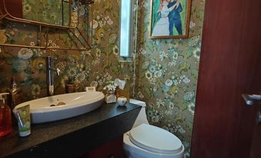 EN LA VIÑA TUMBACO VENTA CASA ESPECTACULAR  $ 465.000