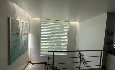 EN LA VIÑA TUMBACO VENTA CASA ESPECTACULAR  $ 465.000