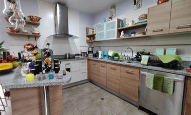 EN LA VIÑA TUMBACO VENTA CASA ESPECTACULAR  $ 465.000