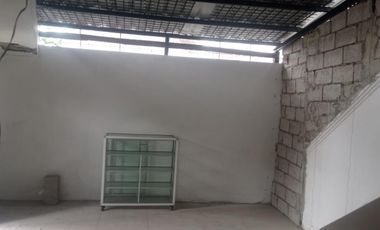 Bodega en Alquiler, Barrio Centenario, ChrC