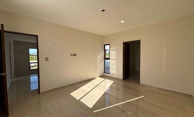 CASA VENTA MÉRIDA, 4 HABITS, ALBERCA, PRIVADA PARQUE NATURA CHOLUL, 214 ,ESTRENA