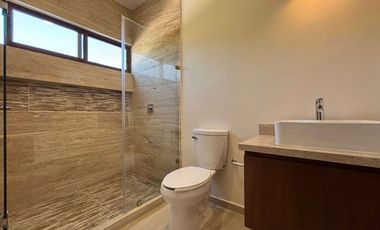 CASA VENTA MÉRIDA, 4 HABITS, ALBERCA, PRIVADA PARQUE NATURA CHOLUL, 214 ,ESTRENA