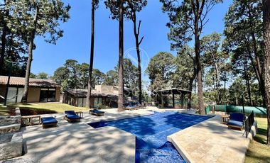 Casa en venta y renta en condominio cerca de la glorieta del Refugio, Avándaro.
