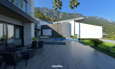 CASA EN VENTA EN COLONIAL DE LA SIERRA