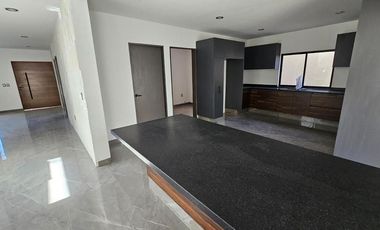 Estrena Casa en Cumbres del Cimatario