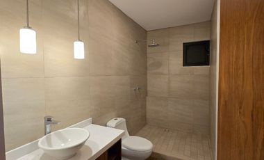 Casa en Venta en Vista Real Country Club