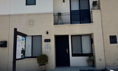 Casa en Venta con Recamara en PB