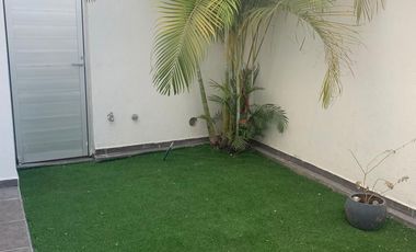 Casa en renta La Cima coto K