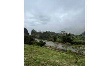 Extraordinario lote en condominio cerrado Dacota 2 Norte América bello