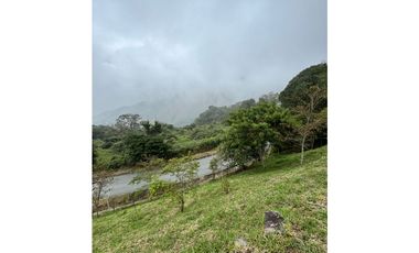 Extraordinario lote en condominio cerrado Dacota 2 Norte América bello