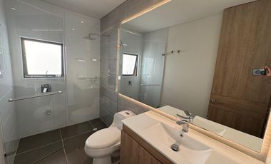 VENDO GRANDIOSA CASA EN REFUGIO DEL VALLE LA CALERA