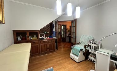 Amplia casa 6D 3B en condominio en Huechuraba