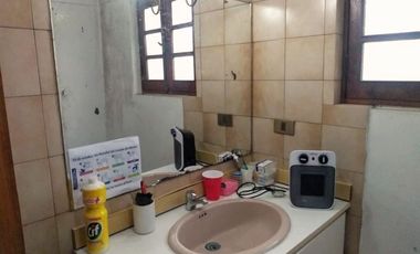 Casa En Venta De 4 Dorm. En Peñaflor