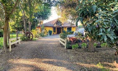 Casa En Venta De 4 Dorm. En Peñaflor