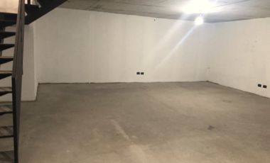 ARRIENDO Local Comercial 27,39 +  Subt. 29,12 m2, Metro ULA