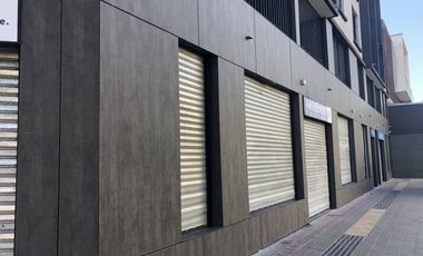 ARRIENDO Local Comercial 27,39 +  Subt. 29,12 m2, Metro ULA