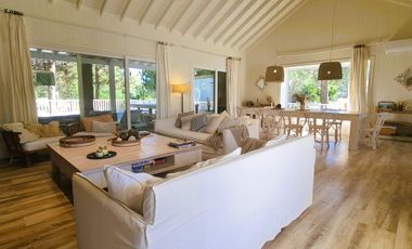 Casa en Venta Costa Esmeralda