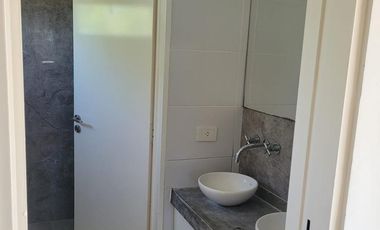 Casa en  venta al agua el canton, islas
