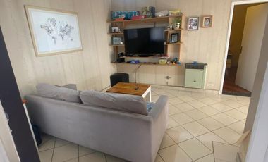 Casa 4 ambientes con quincho