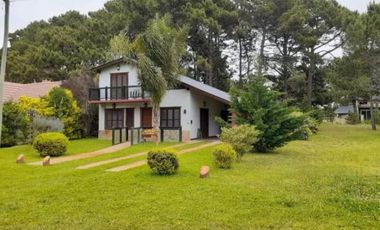 Casa en venta - 3 Dormitorios 2 Baños - Costa del Este