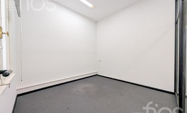 VENTA OFICINA SOBRE PEATONAL CORDOBA MICROCENTRO