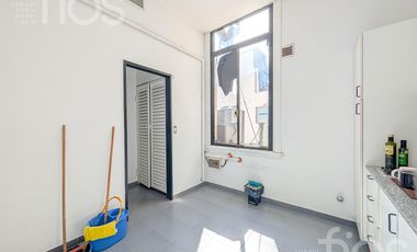 VENTA OFICINA SOBRE PEATONAL CORDOBA MICROCENTRO