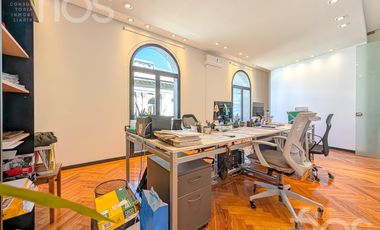 VENTA OFICINA SOBRE PEATONAL CORDOBA MICROCENTRO