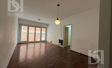 VENTA // 3 AMB. // ZONA CENTRO