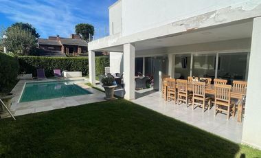 Casa en  VENTA EN COUNTRY CLUB VENADO 1