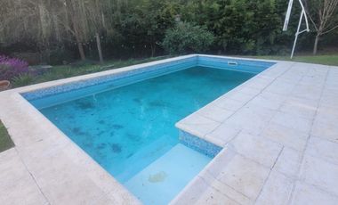 Increible Casa en Cosquin (4 dormitorios, quincho y pileta)