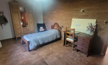 Increible Casa en Cosquin (4 dormitorios, quincho y pileta)