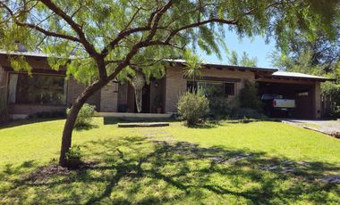 Increible Casa en Cosquin (4 dormitorios, quincho y pileta)