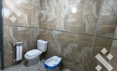 En Venta, Casa 2 dormitorios, en planta baja, B° 5 Soles Plottier