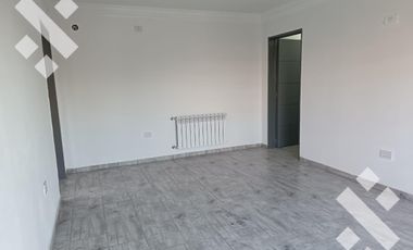 En Venta, Casa 2 dormitorios, en planta baja, B° 5 Soles Plottier